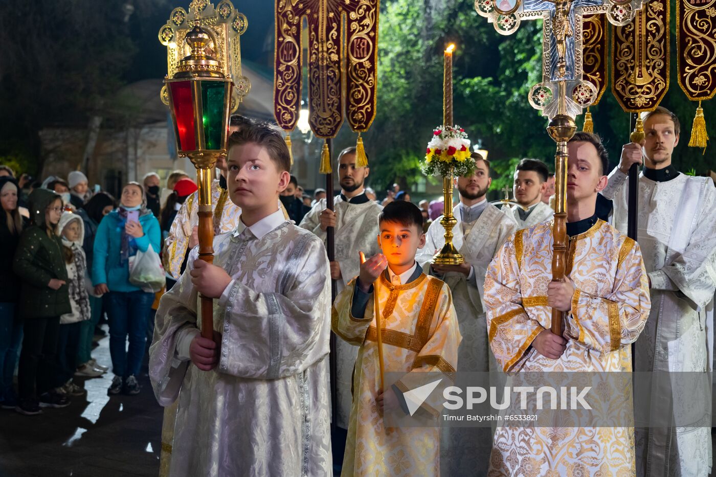 Worldwide Orthodox Easter