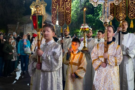 Worldwide Orthodox Easter