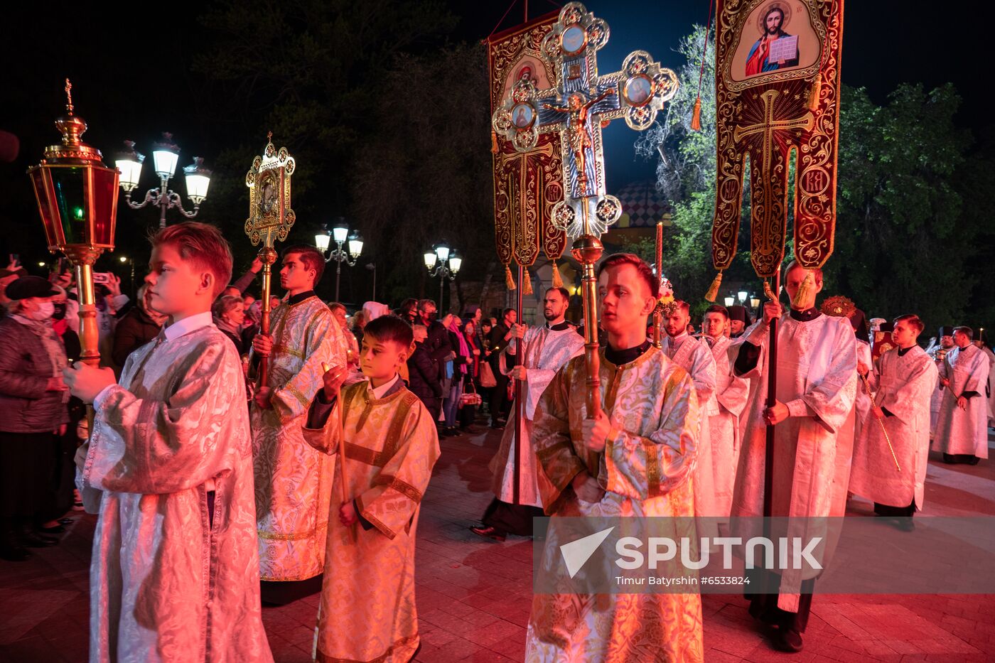 Worldwide Orthodox Easter