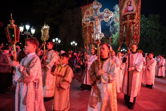 Worldwide Orthodox Easter