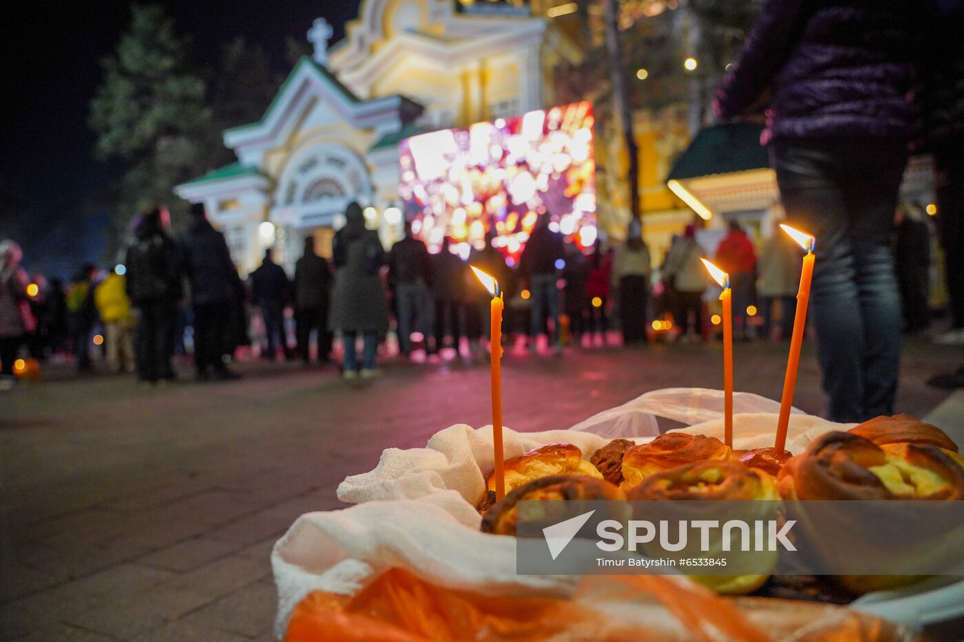 Worldwide Orthodox Easter