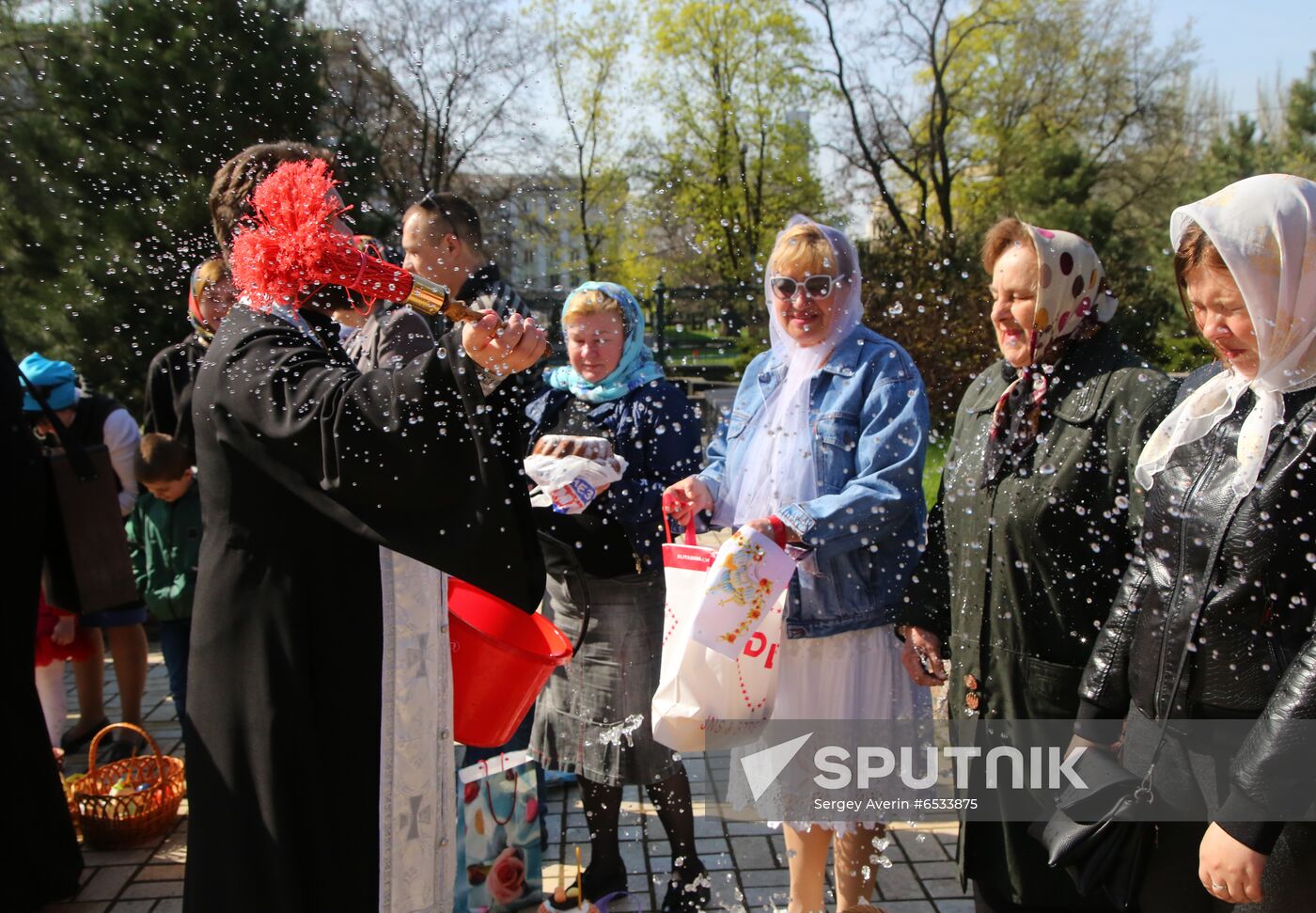 Worldwide Orthodox Easter