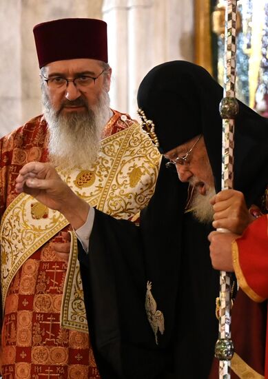 Worldwide Orthodox Easter