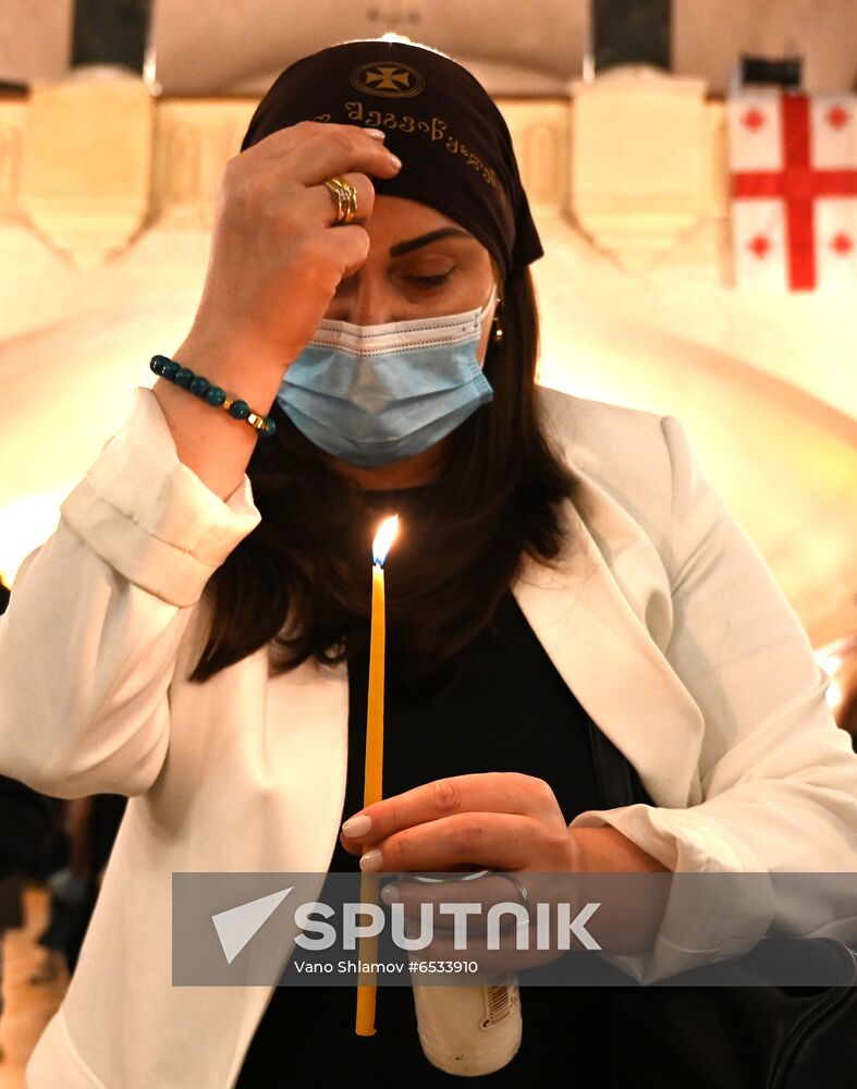 Worldwide Orthodox Easter