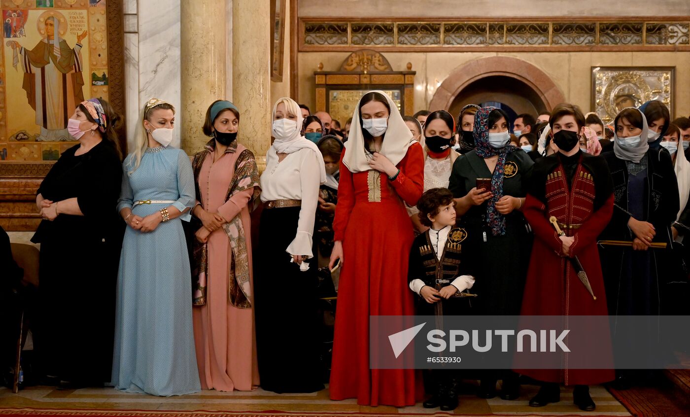 Worldwide Orthodox Easter