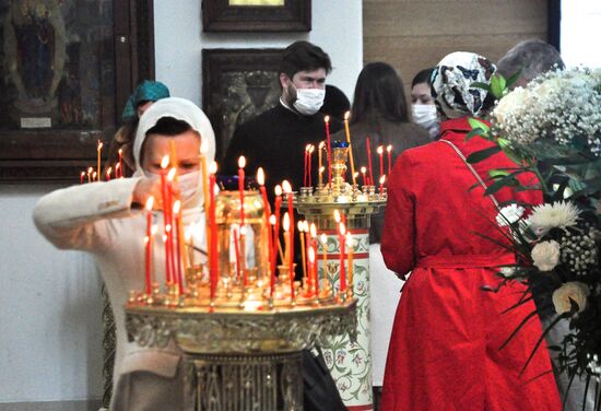 Worldwide Orthodox Easter