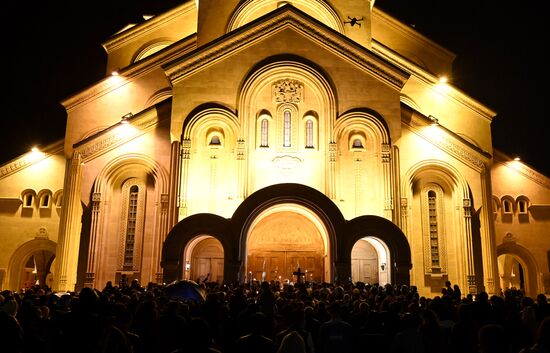 Worldwide Orthodox Easter