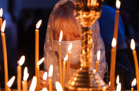 Worldwide Orthodox Easter