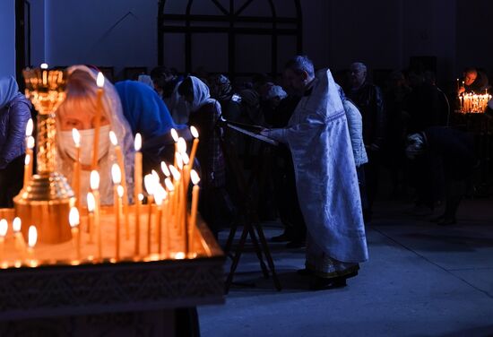 Worldwide Orthodox Easter