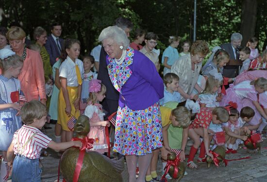 US President George W. Bush visits USSR