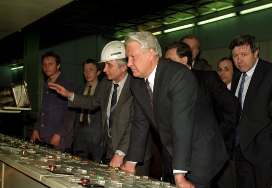Russian President Boris Yeltsin's visit to Cherepovets