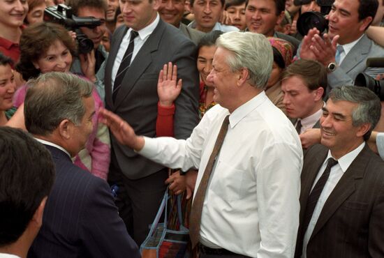 Boris Yeltsin's visit to Uzbekistan