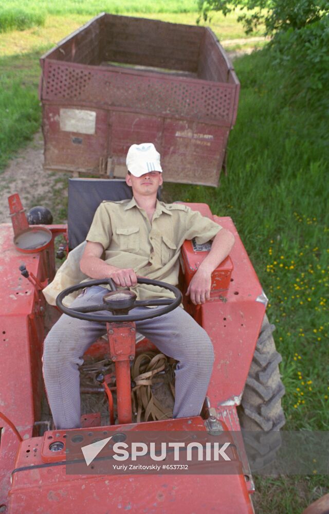 The Burdukov farmer family