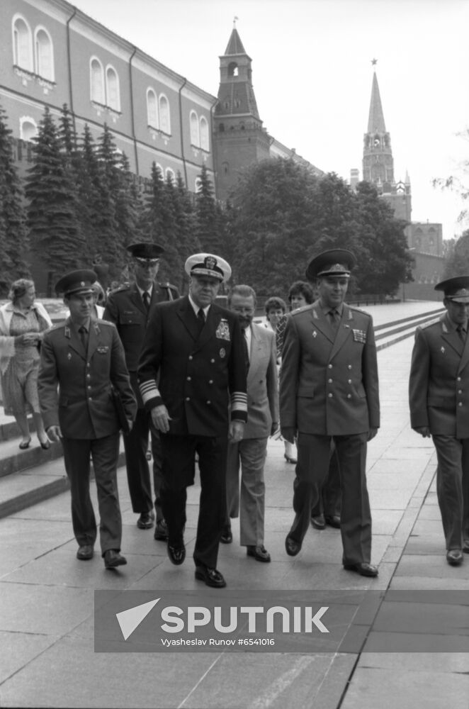 United States Navy Admiral William J. Crowe visits Moscow