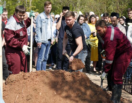 Russia School Shooting Funeralr
