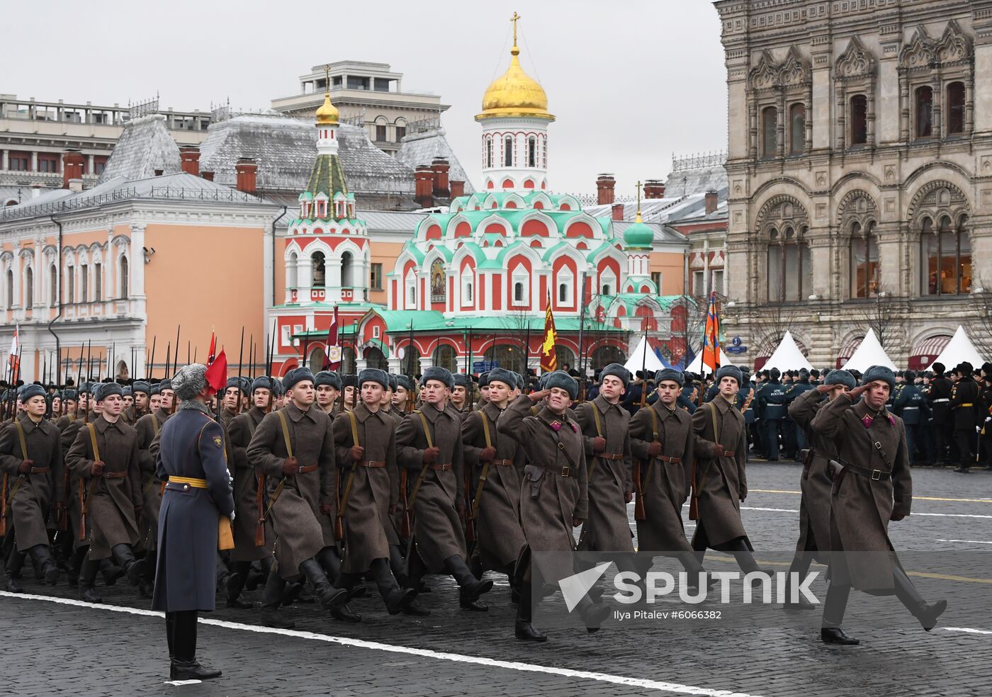 Russia historical parade sputnik mediabank