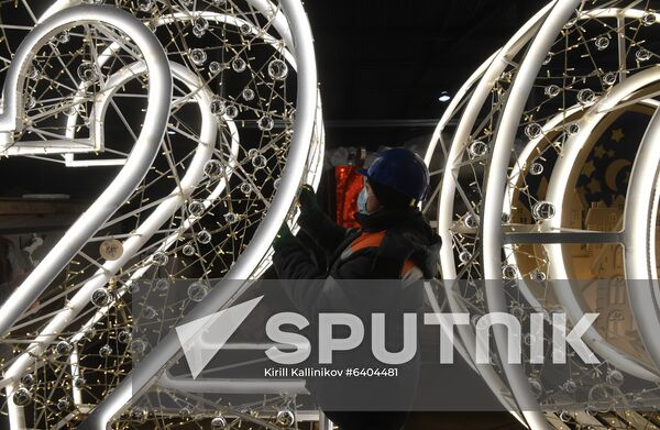 Russia New Year Preparations