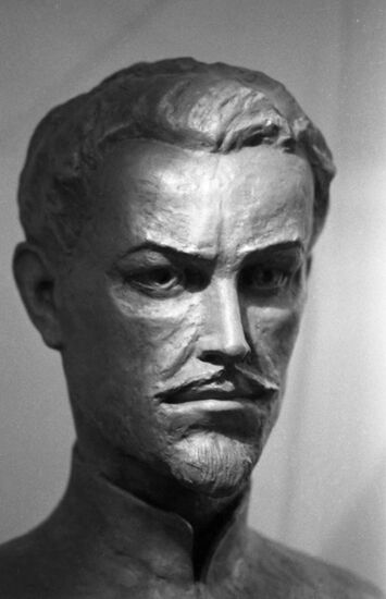 Sculptural portrait of the Hungarian poet Sandor Petofi