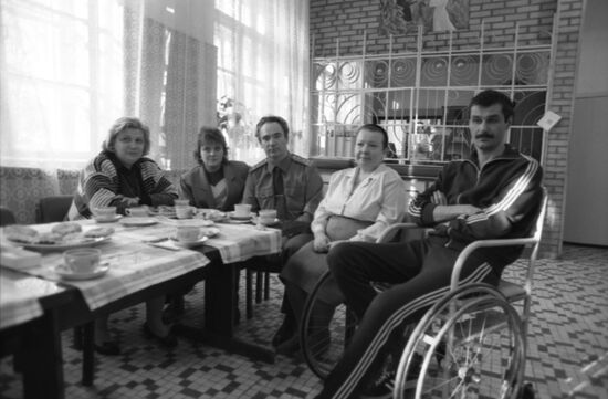 APN journalists' Charity Chain campaign