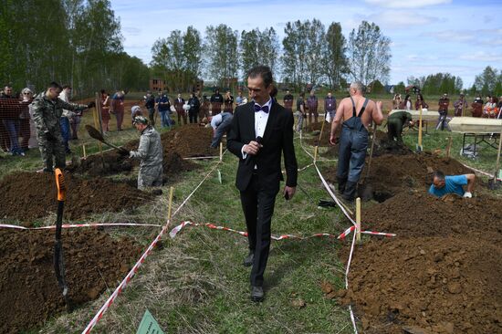 Russia Necropolis Exhibition