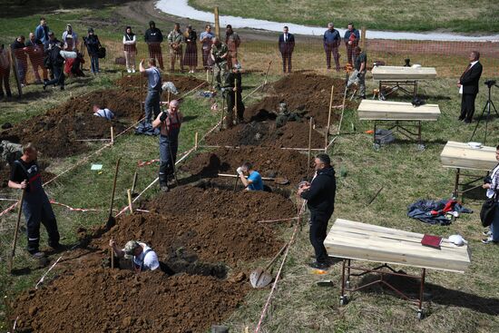 Russia Necropolis Exhibition