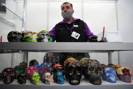 Russia Necropolis Exhibition