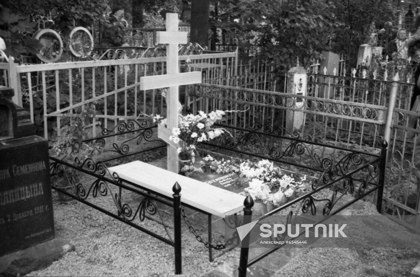 Sergei Rachmaninoff's mother's grave in Novgorod