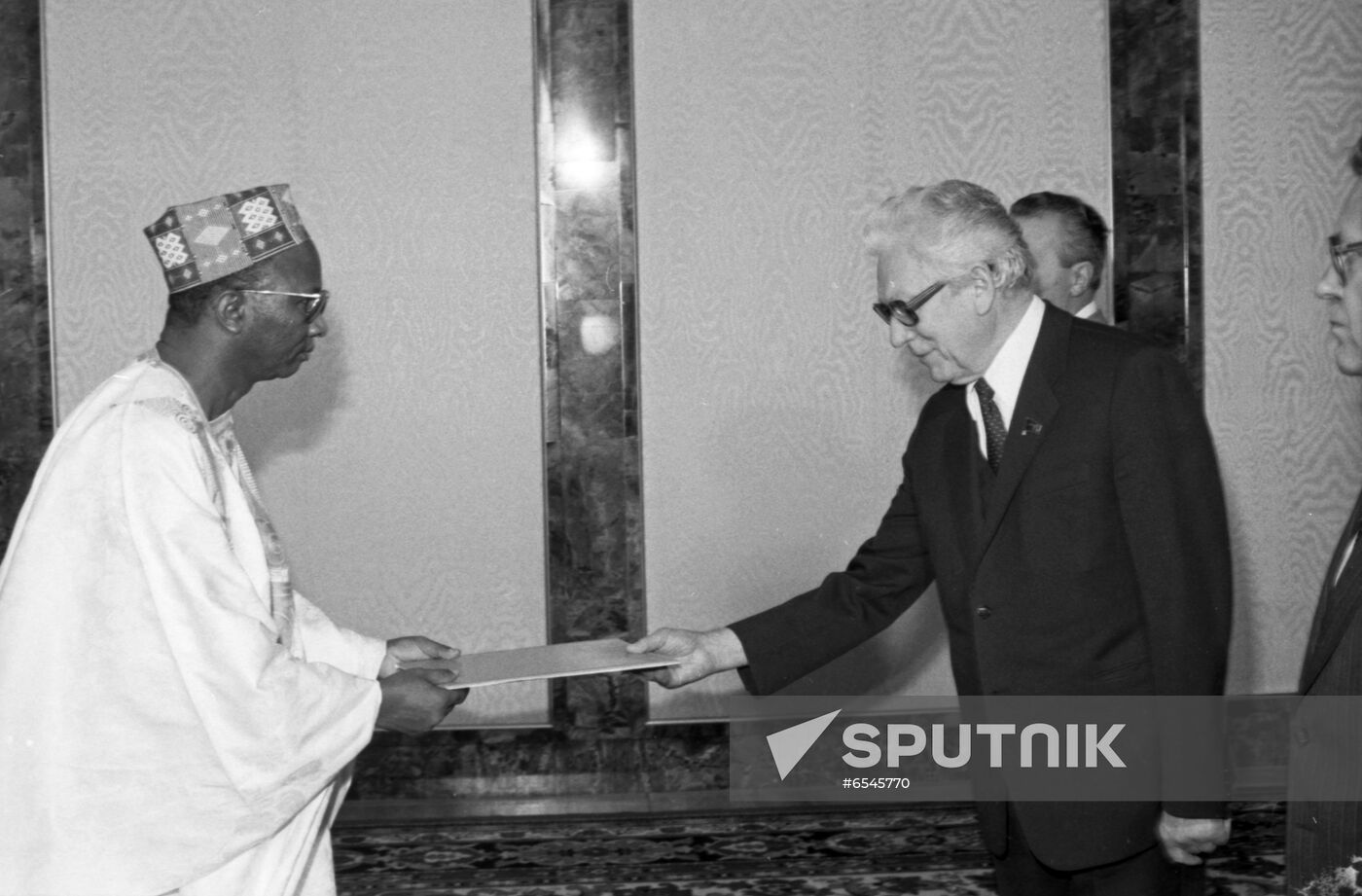 Presentation of foreign ambassadors’ letters of credence