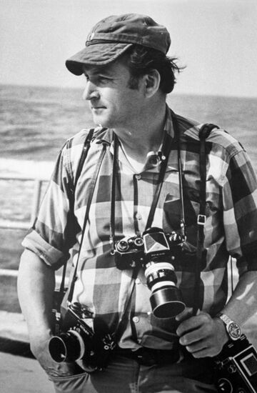 APN photojournalist Valery Shustov