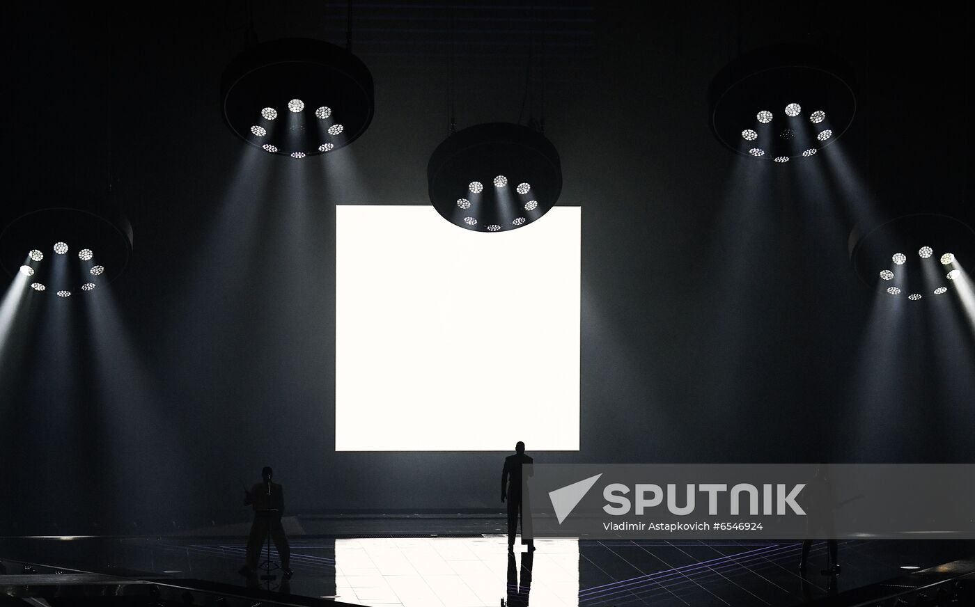 Netherlands Eurovision Song Contest Semi-final 1 Rehearsal