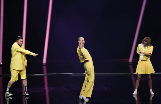Netherlands Eurovision Song Contest Semi-final 1 Rehearsal
