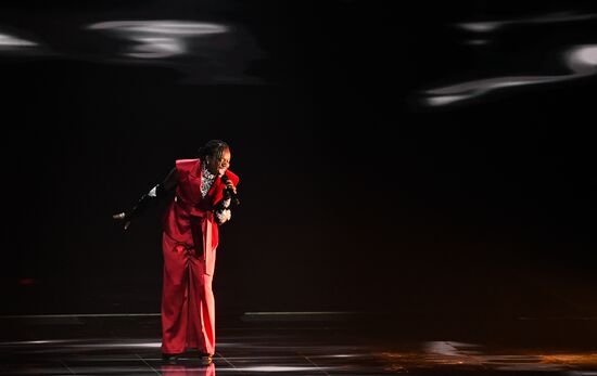 Netherlands Eurovision Song Contest Semi-final 1 Rehearsal