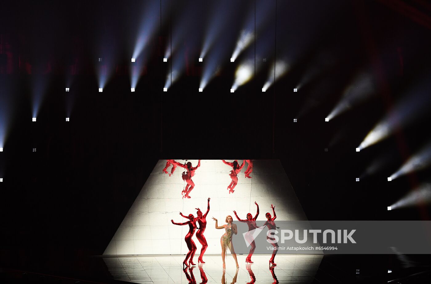 Netherlands Eurovision Song Contest Semi-final 1 Rehearsal