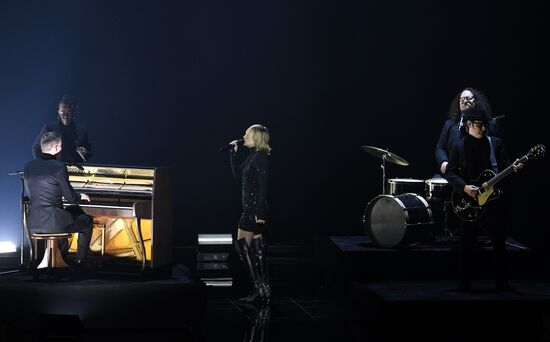 Netherlands Eurovision Song Contest Semi-final 1 Rehearsal