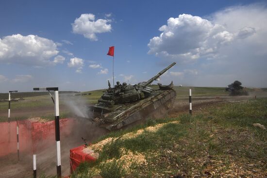 Russia Tank Biathlon