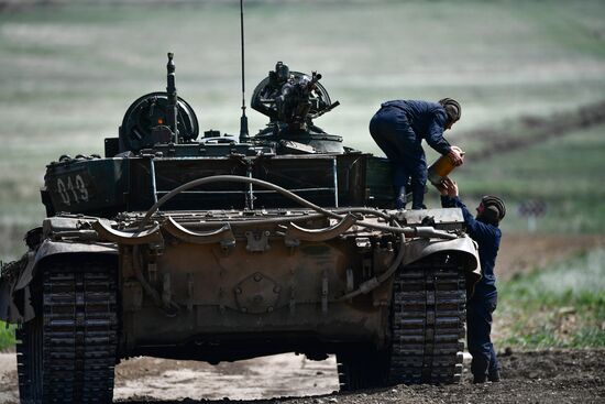 Russia Army Games Tank Biathlon
