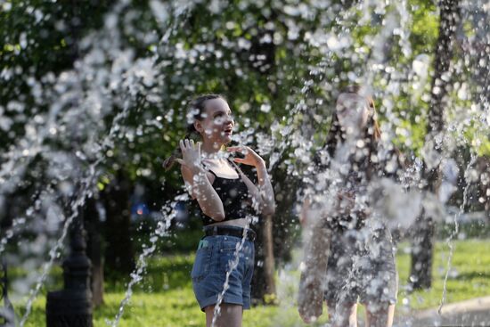 Russia Hot Weather