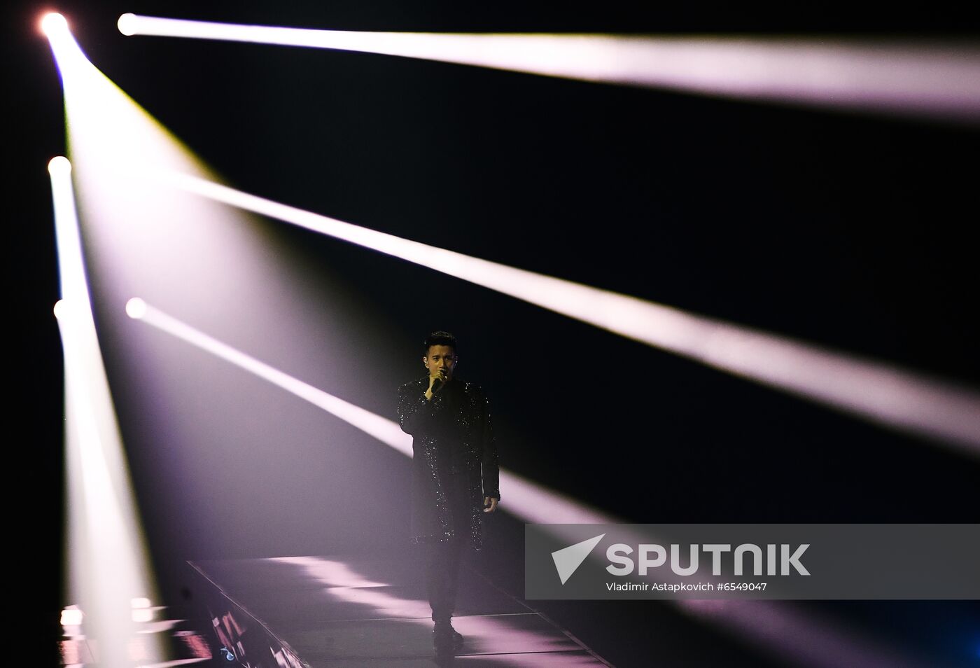 Netherlands Eurovision Song Contest Semi-final 2 Rehearsal