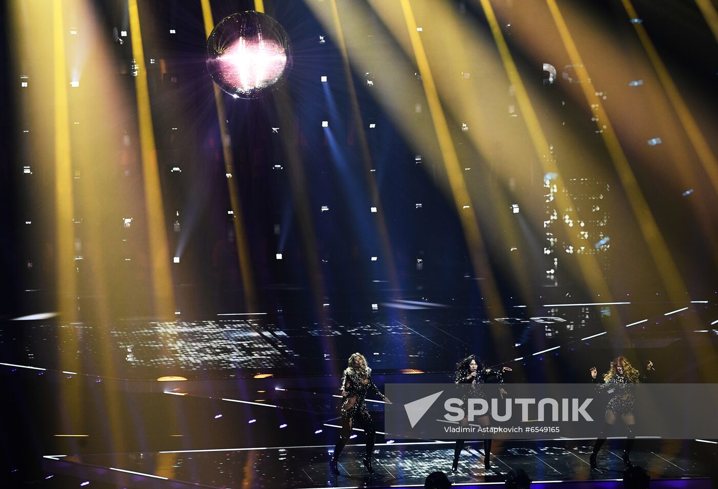 Netherlands Eurovision Song Contest Semi-final 2 Rehearsal