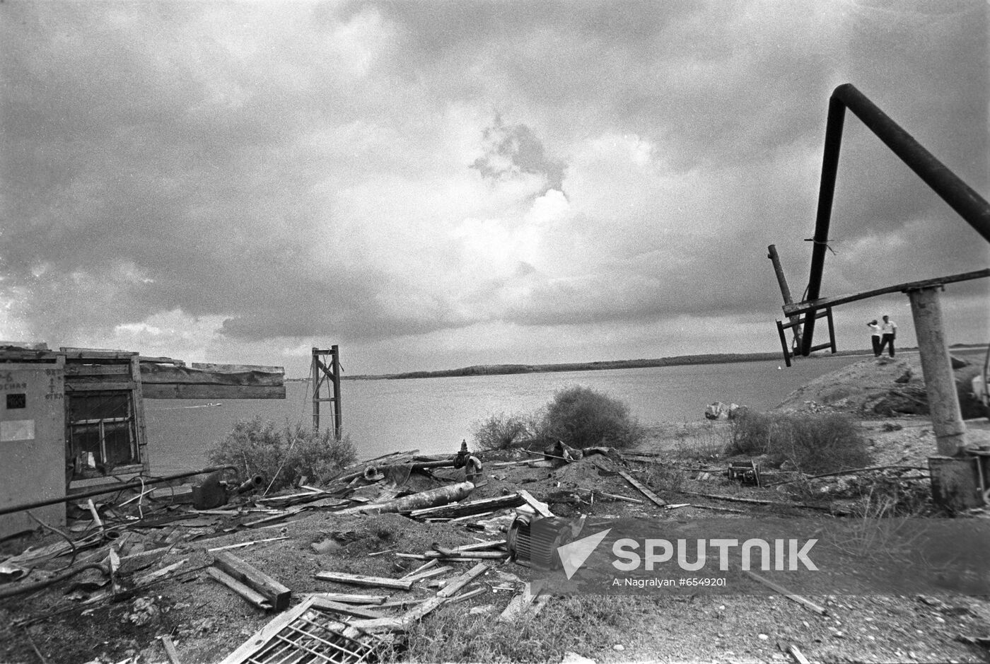 Abandoned house on Volga River