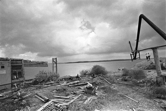 Abandoned house on Volga River