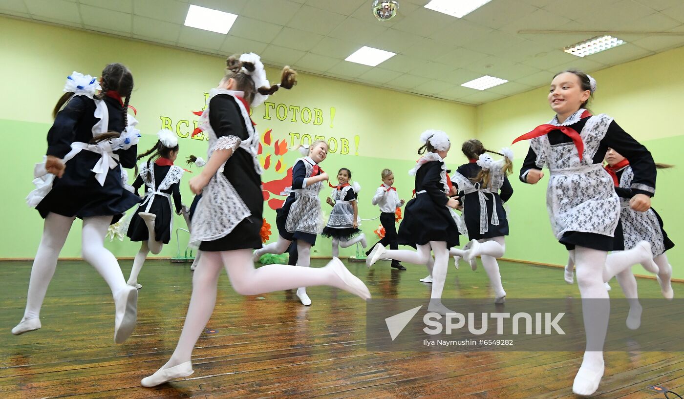 Russia Pioneer Day