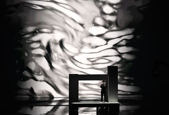 Netherlands Eurovision Song Contest Semi-final 2 Rehearsal