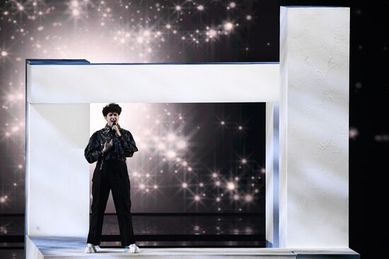 Netherlands Eurovision Song Contest Semi-final 2 Rehearsal