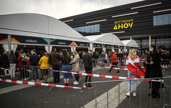 Netherlands Eurovision Song Contest Semi-final 2 Fans
