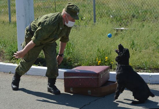 Russia Kazakhstan Border Guards