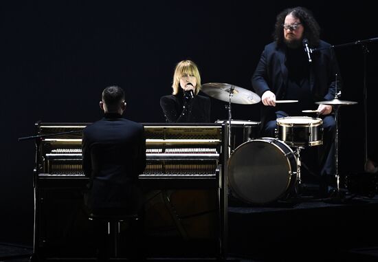Netherlands Eurovision Song Contest Final Rehearsal