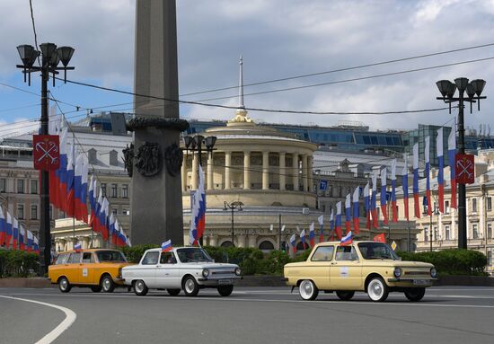Russia Retro Cars Parade