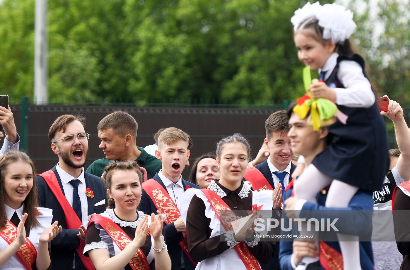 Russia School Year End