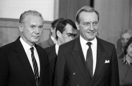 Finnish Prime Minister Harri Holkeri's visit to USSR